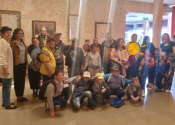 Korisnici kovinske Ustanove „Lasta“ na izletu u Jagodini