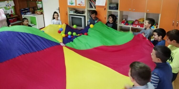 KOVAČICA: Dečja nedelja obeležena u Predškolskoj ustanovi Kolibri