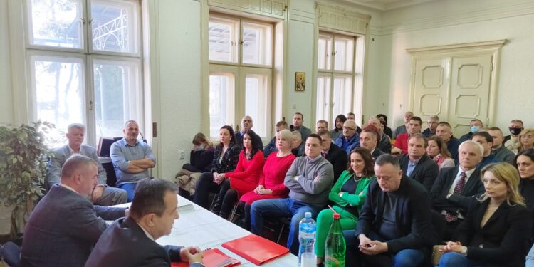Dačić u Pančevu: Pozivam sve građane da sutra izađu na referendum i zaokruže DA