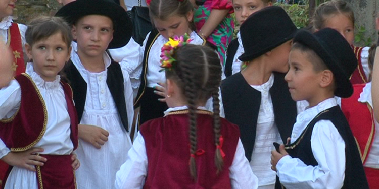 U Crepaji održan koncert folklora „Južnobanatska razglednica“