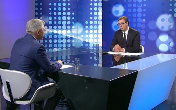 Vučić na RTS najavio pomoć za penzionere, muzičare i nezaposlene