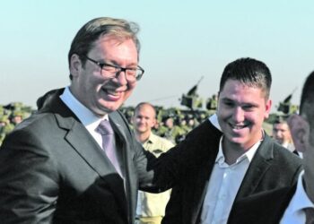 VUČIĆ POSLE NAPADA NA DANILA: Boriću se za svu decu Srbije, ne samo moju