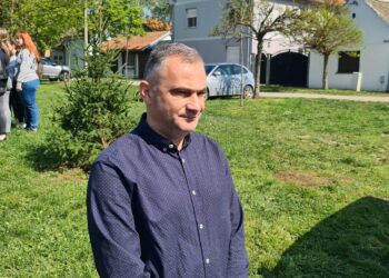 JKP Higijena i MZ Kotež u ekološkoj akciji „Ulepšajmo Kotež“