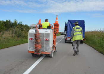 U toku obeležavanje horizontalne saobraćajne signalizacije u opštini Opovo
