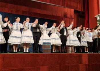 Rekordan broj učesnika na Smotri horova, orkestara i folklora u Kovačici