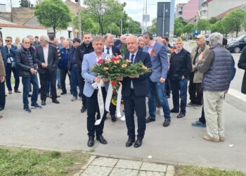 Grad Pančevo i SUBNOR polaganjem venaca na spomen-obeležja u tišini obeležili Dan pobede