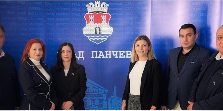 Radni sastanak delegacije Nacionalnog saveta Roma sa predstavnicima Grada Pančeva