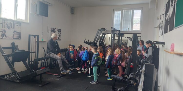 Predškolci u poseti “Ustanovi za sport“ Kovin