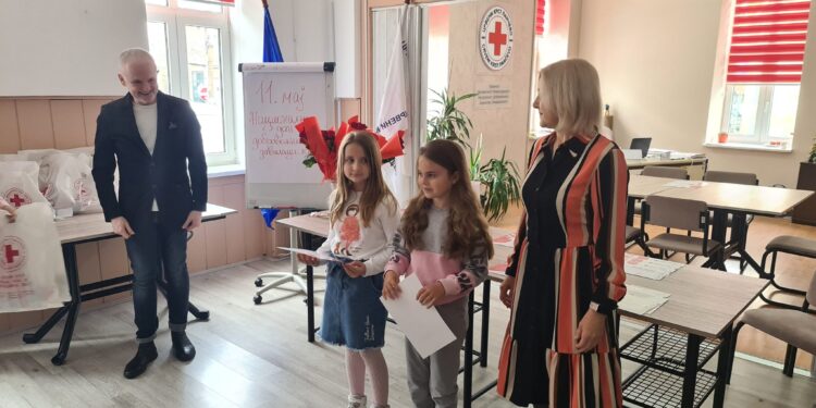 Crveni krst Pančevo uručio priznanja i zahvalnice povodom Dana dobrovoljnih davalaca krvi