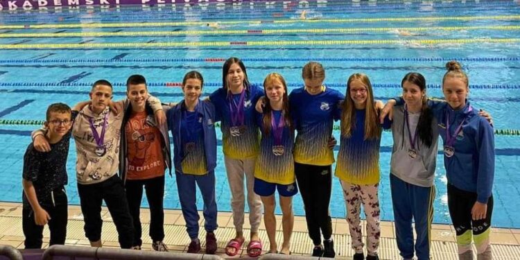 Plivači Dinama iz Pančeva osvojili 13 medalja na takmičenju u Banja Luci
