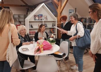 U Kovinu predstavljena knjiga putopisa „Na kafi kod Šekspira“ Sanje Domazet