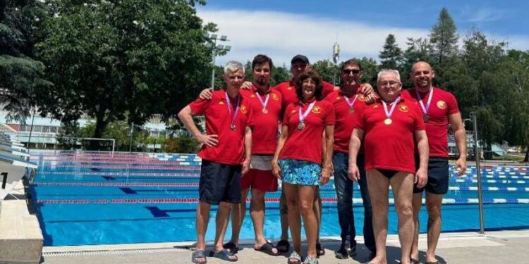 Plivači Sparte iz Pančeva osvojili 35 medalja na Mastersu na Košutnjaku