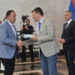 Ugovori za dva projekta iz oblasti održavanja i opremanjа sportskih objekata u Sefkerinu i Barandi