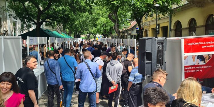 Na Sajmu zapošljavanja u Pančevu ponuđeno blizu 290 radnih mesta
