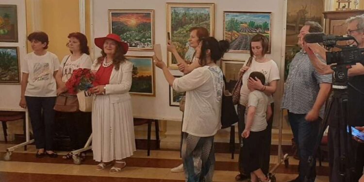 U Kačarevu otvorena izložba slika Dragojle Lacković