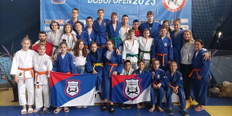 Džudisti Tamiša iz Pančeva osvojili čak 28 medalja na turniru u Doboju
