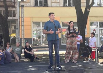 Prvi međunarodni skup oldtajmera u Pančevu otvorio gradonačelnik