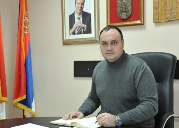 Besplatni udžbenici u opštini Opovo za sve đake prvake