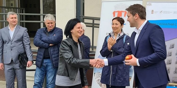 Još 36 izbegličkih porodica useliće se u novoizgrađene stanove u Pančevu