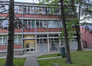U kovačičkoj gimnaziji 46 novih učenika