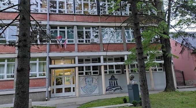 U kovačičkoj gimnaziji 46 novih učenika