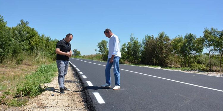 Rekonstrukcija lokalnog puta Sefkerin – Vrbovski završava se pre roka