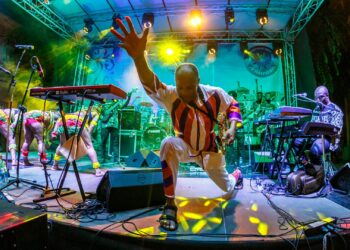 Najveća zvezda afrobita Femi Kuti oduševio Pančevce