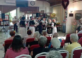 Koncert folklora za korisnike Gerontološkog centra u Pančevu