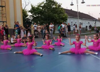 Koncert Plesom do zdravlja Plesnog studia Balerina u Starčevu