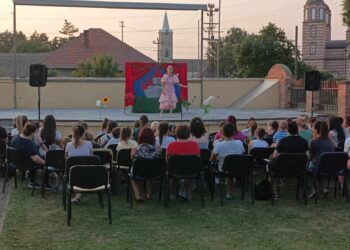 Odigrana predstava za decu „Šumska bajka“ u Glogonju