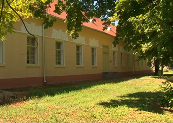 Uskoro nastavak rekonstrukcije Pupinove škole u Idvoru
