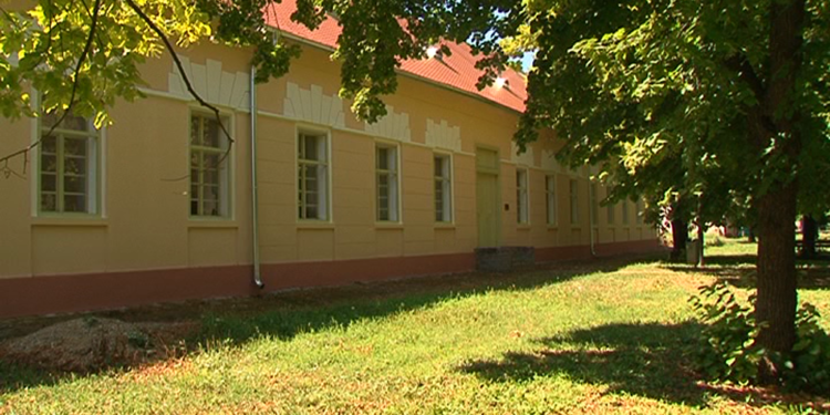 Uskoro nastavak rekonstrukcije Pupinove škole u Idvoru
