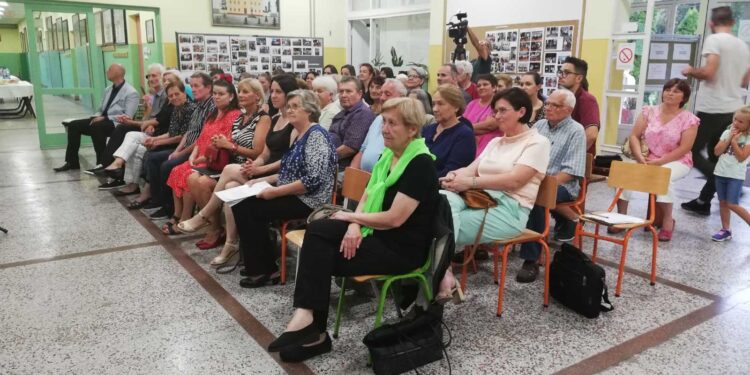 „Zabeleženo objektivom“ – sto godina Udruženja žena u Padini