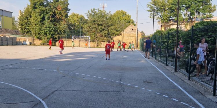 Crepaja: Igrajući fudbal čuvaju sećanje na Acu