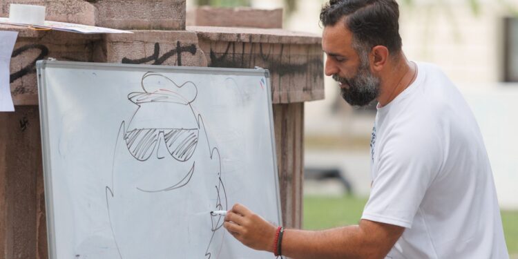 Izložba dečjih radova nastalih na radionici „Crtajmo u parku“ u Pančevu