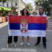 Aktivisti SNS u Pančevu delili zastave Srbije