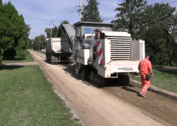 Počelo asfaltiranje ulice Maršala Tita u Padini