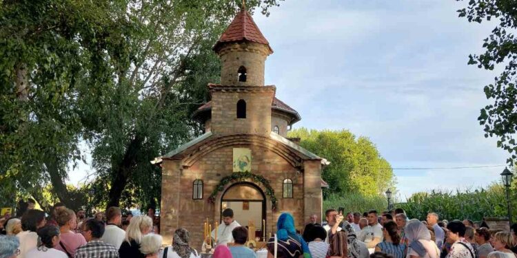 Osvećenje Hrama Svetog proroka Ilije u Dolovu u prisustvu episkopa banatskog Nikanora