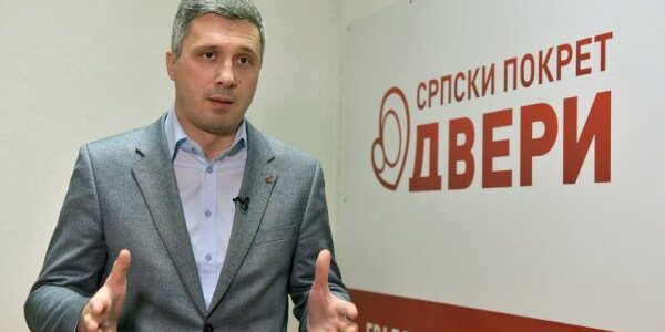 KP „Naši“ osuđuje licemerje: Boško Obradović „branitelj“ Kosova sa Dedinja