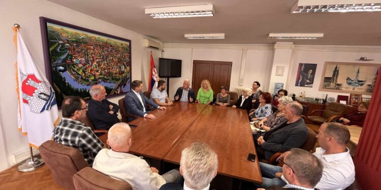 Gradonačelnik Pančeva ugostio rukovodstvo Gradskog udruženja svih penzionera