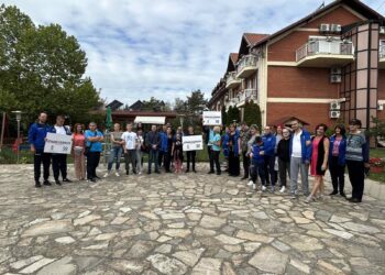 Članice udruženja Autizam Južni Banat u okviru projekta „Srećnija budućnost za autizam“ učestvovale na rekreativnom kampu