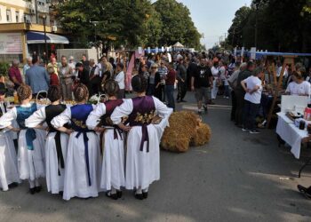 Miholjski susreti sela u Opovu