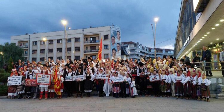 KUD „Banatski vez“ iz Dolova na smotri folklora u Čačku