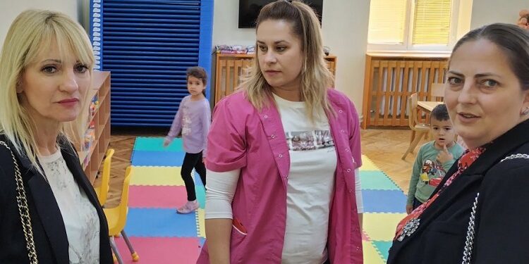 Članica Gradskog veća za obrazovanje Tatjana Božić posetila vrtić „Neven“ u Pančevu