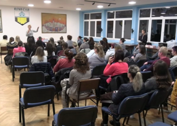 U Kovačici održano predavanje na temu vaspitanja