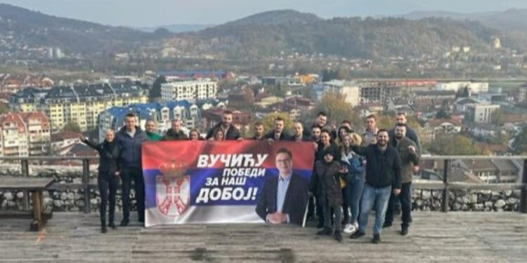 Podrška za predsednika sa svih strana: Snažna poruka za Vučića iz Doboja!