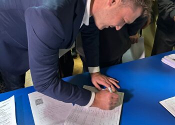 Pančevci sa preko 1.600 potpisa podržali republičku listu SNS