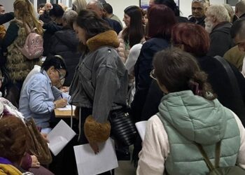 Više od 1.500 potpisa podrške pokrajinskoj listi SNS u Pančevu
