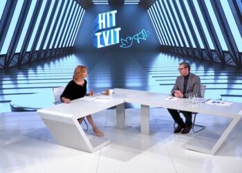 Vučić: U narednih 10 dana svi srednjoškolci dobiće po 10.000 dinara, a studenti po 1.000