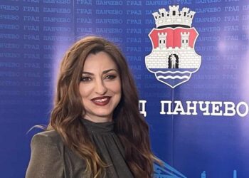 Jević: Grad Pančevo i ove godine obezbeđuje novogodišnje paketiće za decu do 10 godina